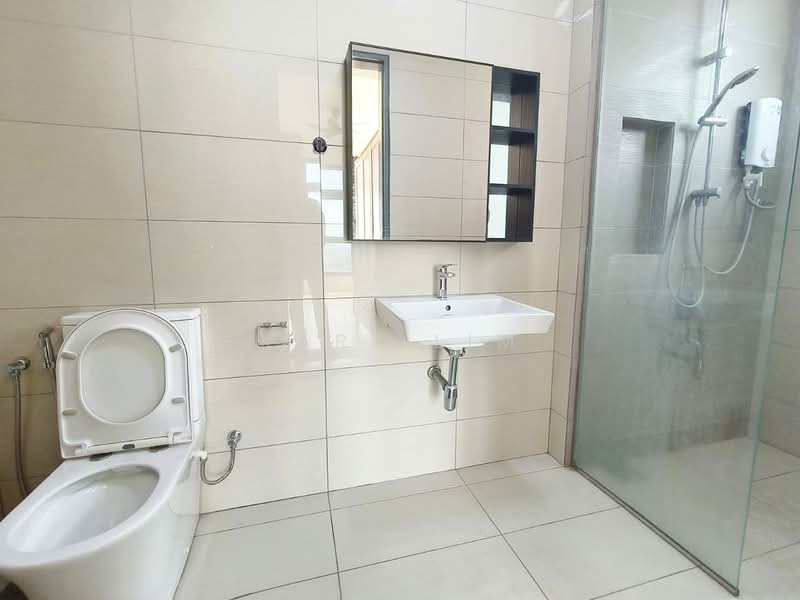 Paradigm Residence untuk Untuk Disewa - RM 3,100 /bulan, Mac 2026 - Bathroom - PropertyGuru.com.my