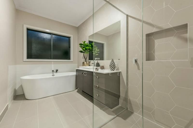 2-storey Terraced House for Sale in Seremban 2 (Negeri Sembilan) - Nick Ee - Bathroom - PropertyGuru.com.my