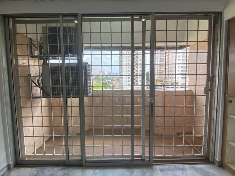 Apartment for Rent at Pangsapuri Seri Gembira - Jay Yong - Balcony - PropertyGuru.com.my