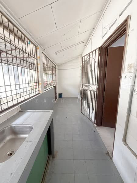 1-storey Terraced House for Sale in Taman Johor Jaya (Johor Bahru) - Zach Law - Corridor - PropertyGuru.com.my