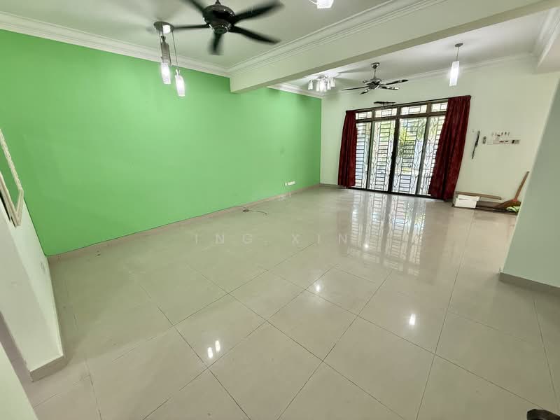 2-storey Terraced House for Sale in Taman Dato Onn (Johor Bahru) - Ing Xin - Living Room - PropertyGuru.com.my