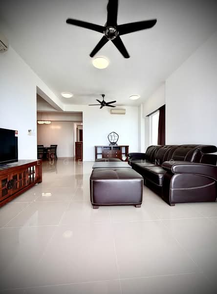 Bayu Ferringhi Condominiums untuk Untuk Dijual - RM 1,400,000, Mac 2026 - Living Room - PropertyGuru.com.my