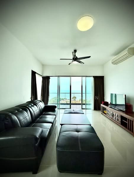 Bayu Ferringhi Condominiums untuk Untuk Dijual - RM 1,400,000, Mac 2026 - Living Room - PropertyGuru.com.my