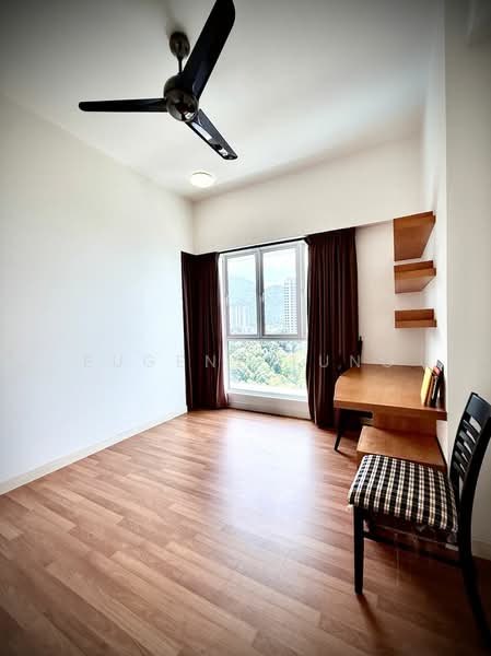 Kondominium untuk Dijual di Bayu Ferringhi Condominiums - Eugene Tung - Study - PropertyGuru.com.my