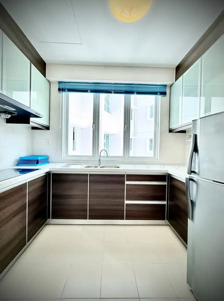 Kondominium untuk Dijual di Bayu Ferringhi Condominiums - Eugene Tung - Kitchen - PropertyGuru.com.my