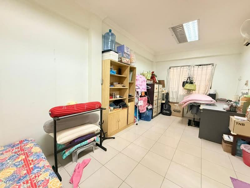 Semi-Detached House for Sale in Kuching (Sarawak) - Alfred Chua - Bedroom - PropertyGuru.com.my