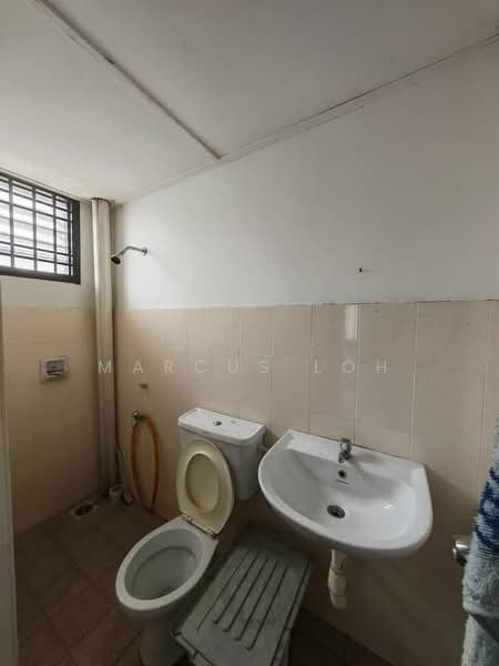 Taman Rinting Tamans Rintings untuk Untuk Dijual - RM 420,000, Mac 2026 - Bathroom - PropertyGuru.com.my