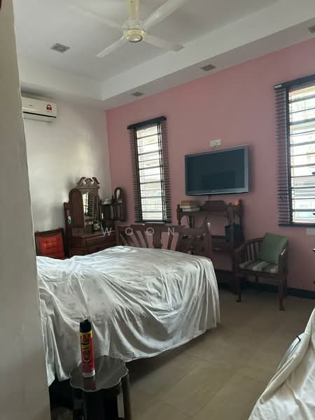 Bungalow for Sale in Bukit Baru (Melaka) - Woon . - Bedroom - PropertyGuru.com.my