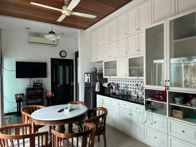 Bungalow for Sale in Bukit Baru (Melaka) - Woon . - Kitchen - PropertyGuru.com.my