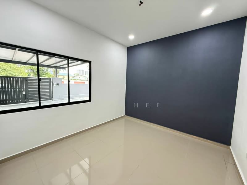 Semi-Detached House for Sale in Taman Bunga Ros (Tebrau) - Reny Hee - Interior - PropertyGuru.com.my