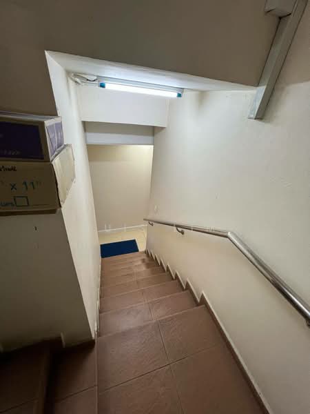 Shop for Sale in Taman Molek (Johor Bahru) - Luis Lim - Interior - PropertyGuru.com.my