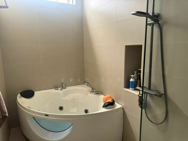 Cluster House for Rent in Setia Tropika (Johor Bahru) - Eric Tee - Bathroom - PropertyGuru.com.my