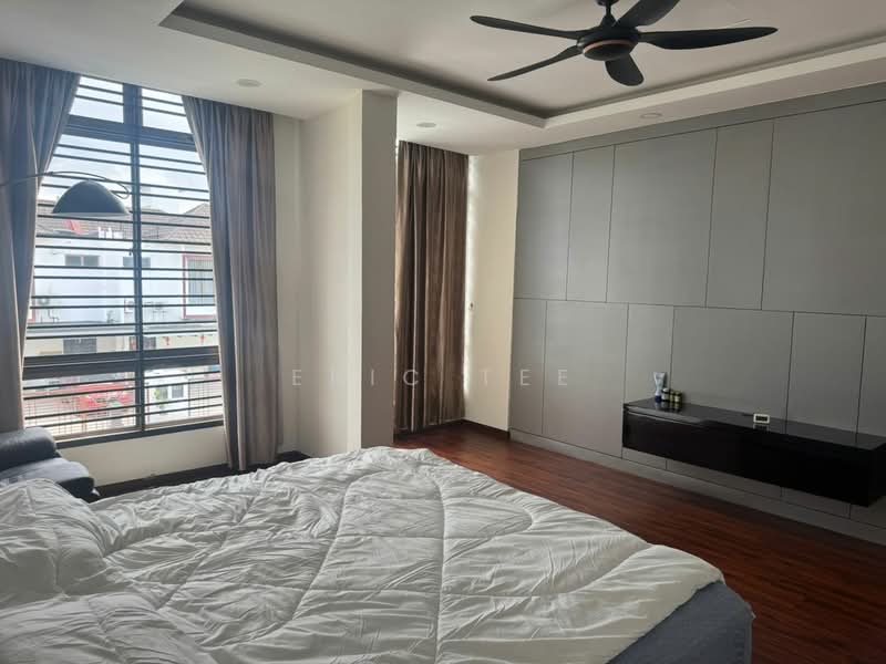 Cluster House for Rent in Setia Tropika (Johor Bahru) - Eric Tee - Bedroom - PropertyGuru.com.my
