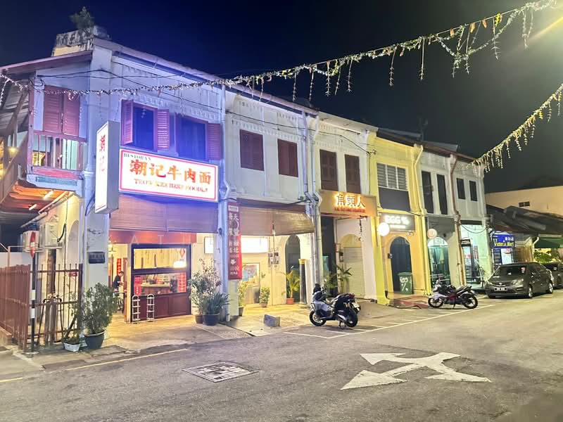 2sty shophouse heritage lebuh victoria georgetown off beach street weld quay untuk Untuk Disewa - RM 4,800 /bulan, Mac 2026 - Exterior - PropertyGuru.com.my