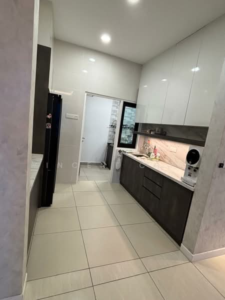 Sky Condominium (Skyz Residence) untuk Untuk Disewa - RM 4,500 /bulan, Mac 2026 - Kitchen - PropertyGuru.com.my