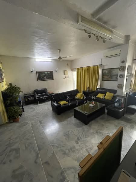 2-storey Terraced House for Sale in Taman Connaught (Cheras) - Jian Sheng Lim (Js) - Living Room - PropertyGuru.com.my