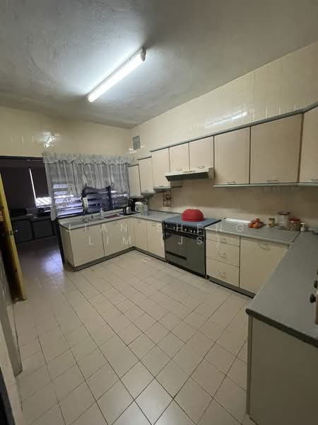 2-storey Terraced House for Sale in Taman Connaught (Cheras) - Jian Sheng Lim (Js) - Kitchen - PropertyGuru.com.my