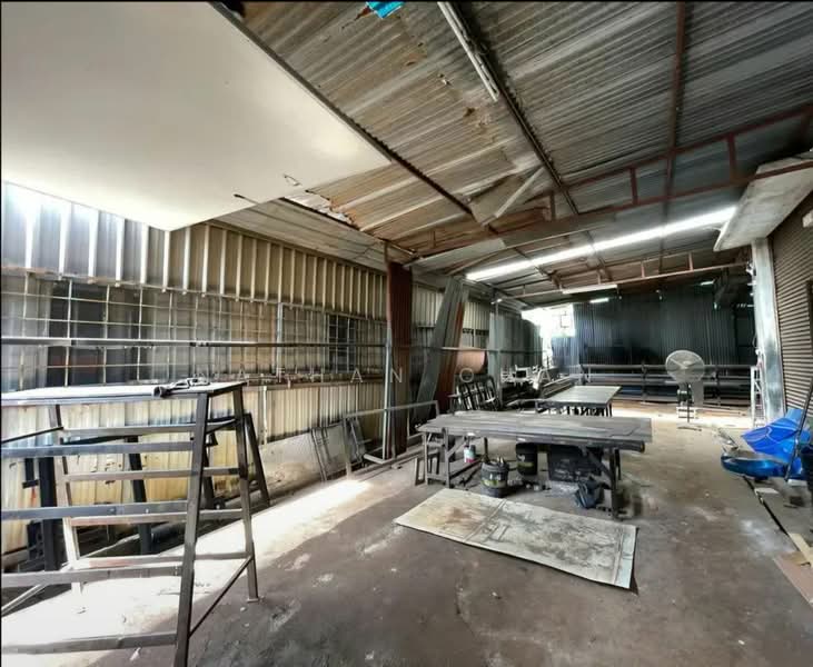 Semi-D Factory for Sale in Taman Desa Cemerlang (Ulu Tiram) - Nathan Chan - PropertyGuru.com.my
