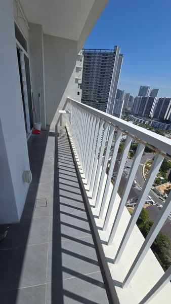 Condominium for Sale at Setia Pinnacle - Gerald Peski - Balcony - PropertyGuru.com.my