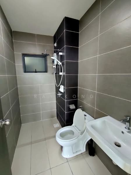 The Henge untuk Untuk Disewa - RM 1,700 /bulan, Mac 2026 - Bathroom - PropertyGuru.com.my