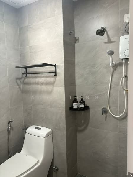 Condominium for Sale at Hillcrest Heights - Alex Tong - Bathroom - PropertyGuru.com.my