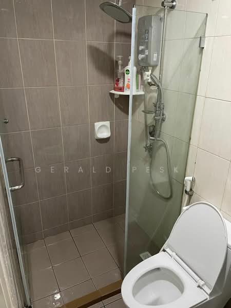 Service Residence for Sale at Birch Plaza - Gerald Peski - Bathroom - PropertyGuru.com.my