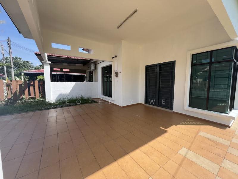 Rumah Teres 1-Tingkat untuk Disewa di Taman Saujana Indah (Bukit Katil) - Geoffery Wee - Exterior - PropertyGuru.com.my