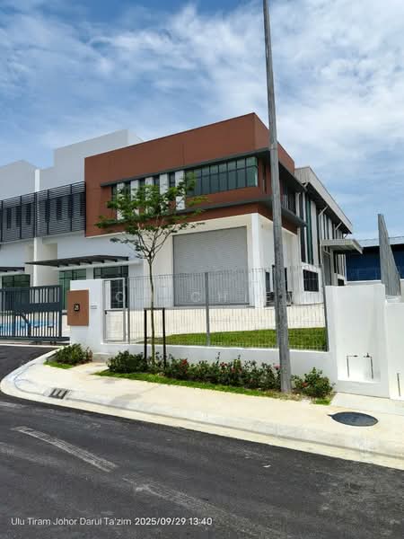 Taman Desa Cemerlang untuk Untuk Disewa - RM 22,000 /bulan, Mac 2026 - Exterior - PropertyGuru.com.my