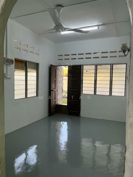 Kulim Single Storey House TAMAN PERAK Near Kawasan Perusahaan Kulim untuk Untuk Disewa - RM 1,000 /bulan, Mac 2026 - Interior - PropertyGuru.com.my