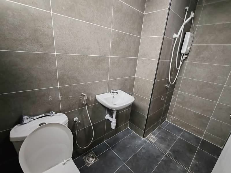 Midas @ Seri Alam untuk Untuk Disewa - RM 1,100 /bulan, Mac 2026 - Bathroom - PropertyGuru.com.my