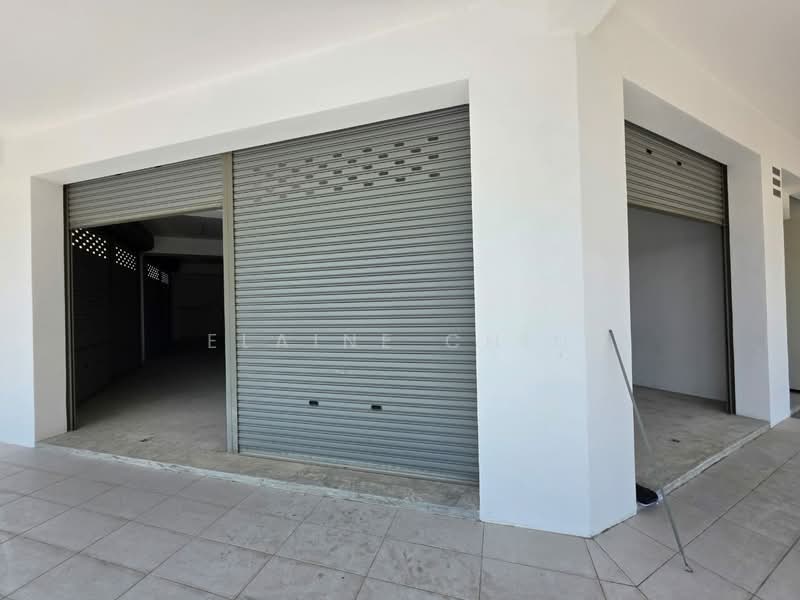Shop for Rent in Bandar Tasik Puteri (Rawang) - Elaine Chin - Exterior - PropertyGuru.com.my