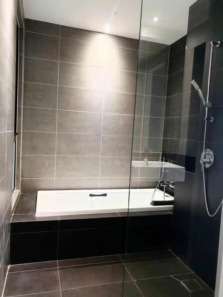 Sunway Mont Residences untuk Untuk Disewa - RM 4,500 /bulan, Mac 2026 - Bathroom - PropertyGuru.com.my