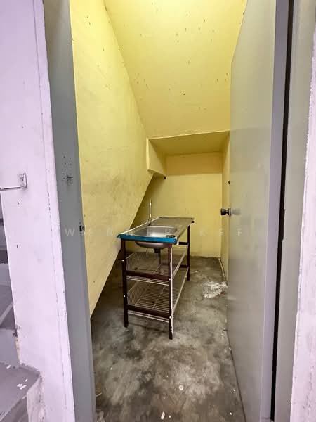 2-storey Terraced House for Sale in Taman Sri Bahagia (Tampoi) - Werner Kee - Interior - PropertyGuru.com.my