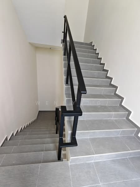 Factory for Rent in Puncak Alam (Selangor) - Wendy Ng - Corridor - PropertyGuru.com.my