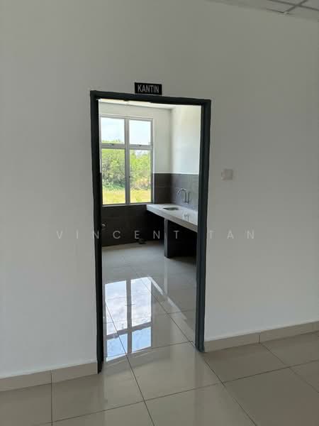 Sepang untuk Untuk Disewa - RM 58,000 /bulan, Mac 2026 - Kitchen - PropertyGuru.com.my