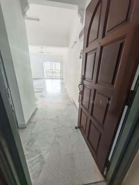 Rose Vista untuk Untuk Disewa - RM 1,500 /bulan, Mac 2026 - Entrance - PropertyGuru.com.my