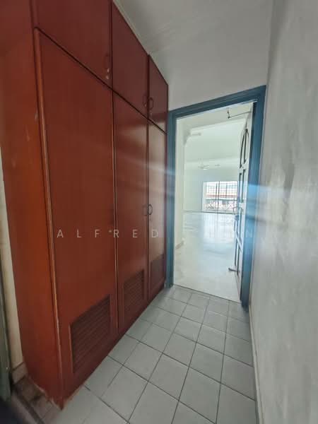 Rose Vista untuk Untuk Disewa - RM 1,500 /bulan, Mac 2026 - Corridor - PropertyGuru.com.my