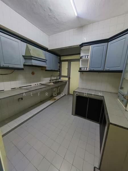 Rose Vista untuk Untuk Disewa - RM 1,500 /bulan, Mac 2026 - Kitchen - PropertyGuru.com.my