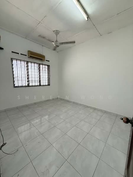 1-storey Terraced House for Sale in Taman Johor Jaya (Johor Bahru) - Shereen Wong - Interior - PropertyGuru.com.my