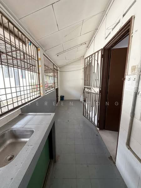 1-storey Terraced House for Sale in Taman Johor Jaya (Johor Bahru) - Shereen Wong - Balcony - PropertyGuru.com.my