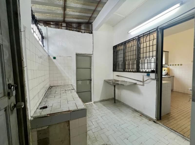Terraced House for Sale in Kajang (Selangor) - Chris Lee - Kitchen - PropertyGuru.com.my