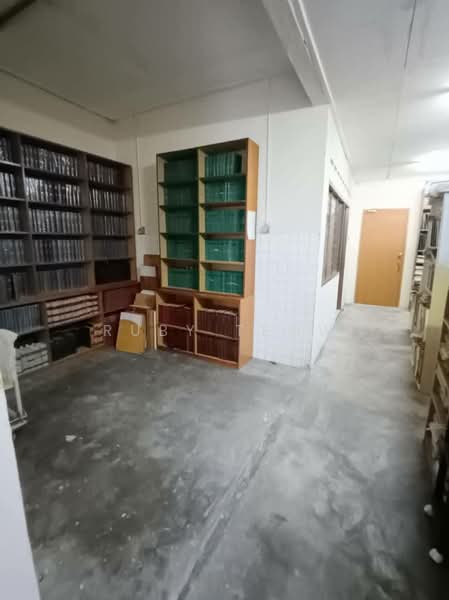 Taman Tasek - 2 Storey Shop Lot for Sale or Rent untuk Untuk Dijual - RM 1,100,000, Mac 2026 - Interior - PropertyGuru.com.my