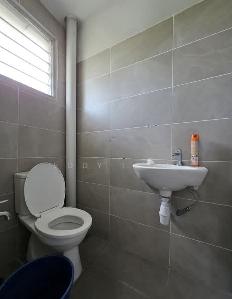 Office for Rent in Taman Melaka Raya (Melaka City) - Eddy Leow - Bathroom - PropertyGuru.com.my