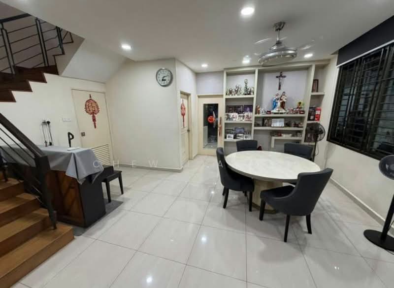 Cluster House for Sale in Taman Adda Heights (Tebrau) - Chew Jia Jia - Living Room - PropertyGuru.com.my