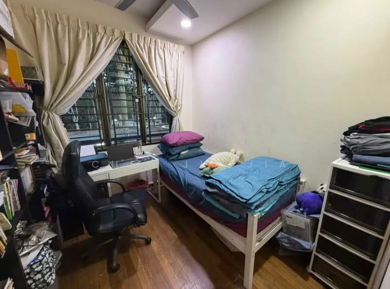 Cluster House for Sale in Taman Adda Heights (Tebrau) - Chew Jia Jia - Bedroom - PropertyGuru.com.my
