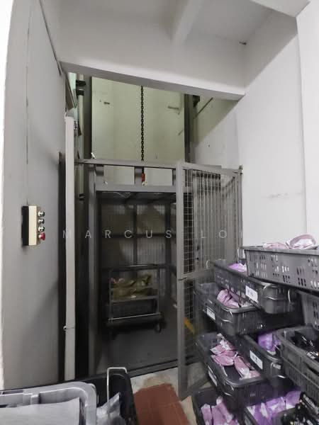 Shop for Sale in Taman Johor Jaya (Johor Bahru) - Marcus Loh - Interior - PropertyGuru.com.my