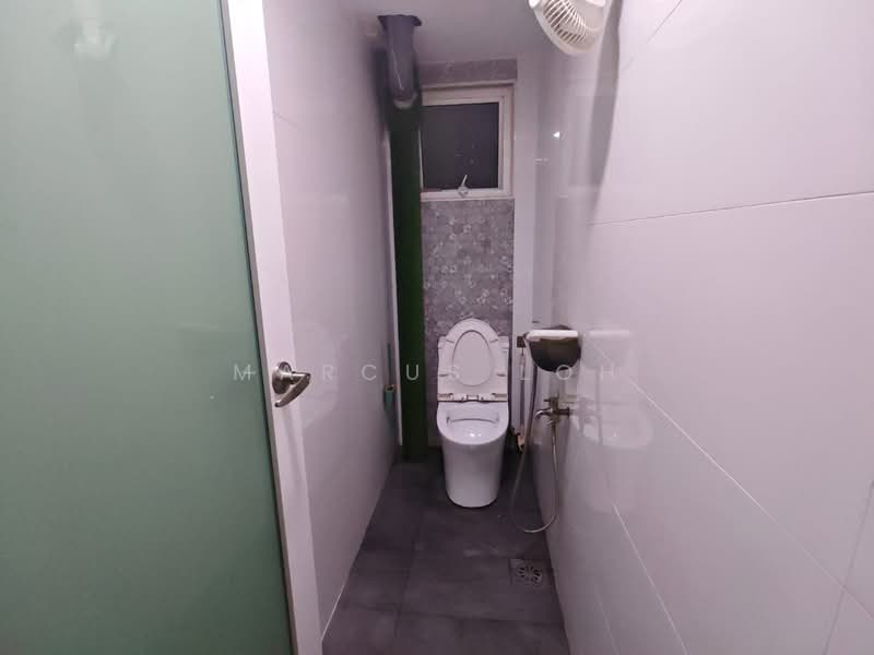 Shop for Sale in Taman Johor Jaya (Johor Bahru) - Marcus Loh - Bathroom - PropertyGuru.com.my