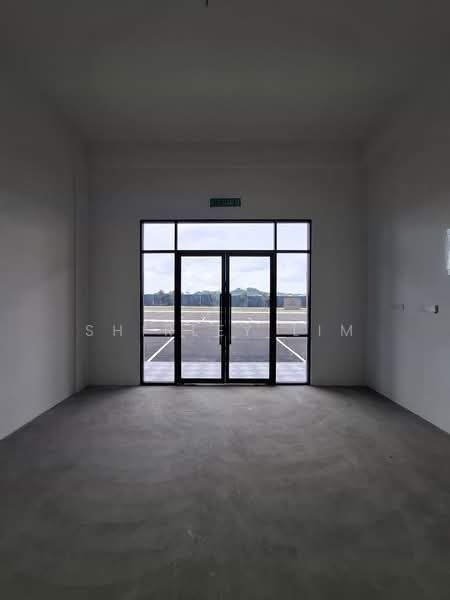 Shop for Rent in Taman Kota Masai (Pasir Gudang) - Shirley Lim - Entrance - PropertyGuru.com.my