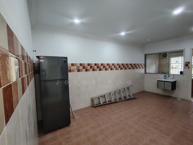 Puteri 12 untuk Untuk Disewa - RM 2,800 /bulan, Mac 2026 - Kitchen - PropertyGuru.com.my