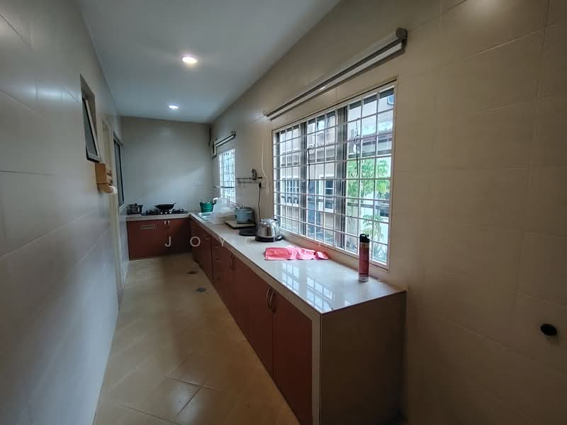 Puteri 12 untuk Untuk Disewa - RM 2,800 /bulan, Mac 2026 - Kitchen - PropertyGuru.com.my